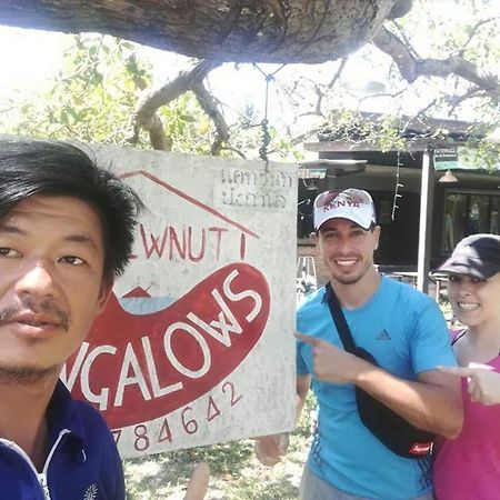 Cashew Nut Bungalow, Ko Mook Exterior photo