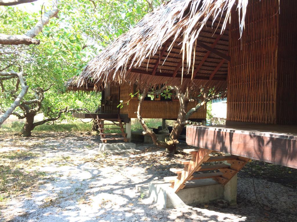 Cashew Nut Bungalow, Ko Mook Exterior photo